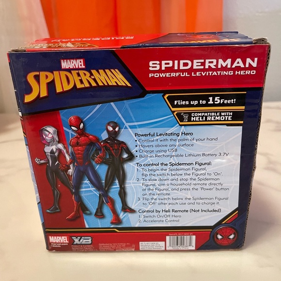 Spider-Man levitating hero - Picture 3 of 7